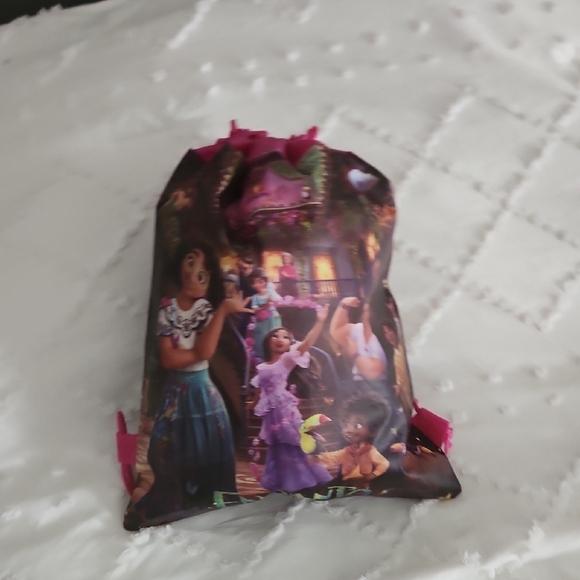 Disney Encanto Kids String Backpack – Lightweight Drawstring Bag - Picture 3 of 3